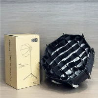 S30 Mini 30cm Octagonal Softbox with Honeycomb Grid (Mini Bowens Mount) S30 Mini 30cm Octagonal Softbox with Honeycomb Grid (Mini Bowens Mount)